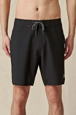 GlobeGLOBE EVERY SWELL BOARD SHORT - BLACK