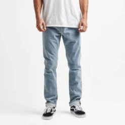 Roark RevivalHWY 128 Straight Fit Denim - Smokey Blue