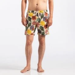 Banks JournalSoho Elastic Boardshort - Bone
