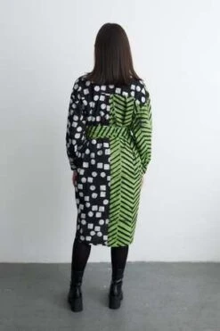 Osei-DuroUnisex Osei-Duro Labu Dress - Wag Rag 27 Osei-DuroUnisex Osei-Duro Labu Dress - Wag Rag -Grami Jean Shop Unisex Osei Duro Labu Dress Wag Rag 20220929000614