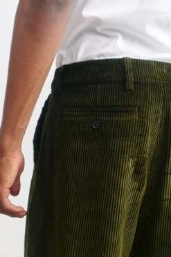A Kind Of GuiseVali Chino Corduroy - Olive -Grami Jean Shop Vali Chino Olive Corduroy 20230901131832
